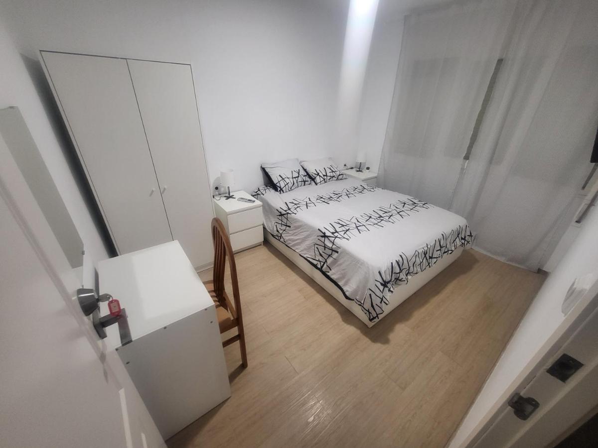 Habitaciones Con Bano Compartido En Bonito Apartamento En Badalona Zewnętrze zdjęcie